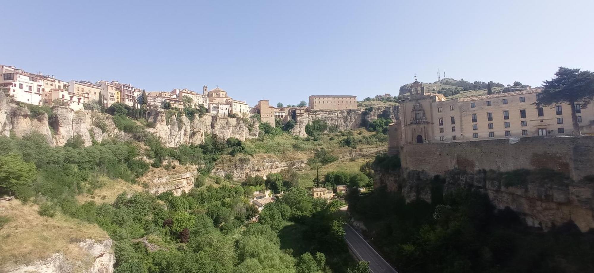 Casa Flores. Cuenca  Buitenkant foto